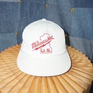 (OSFA) Vintage Milwaukee lightning bolt embroider 1990s hat